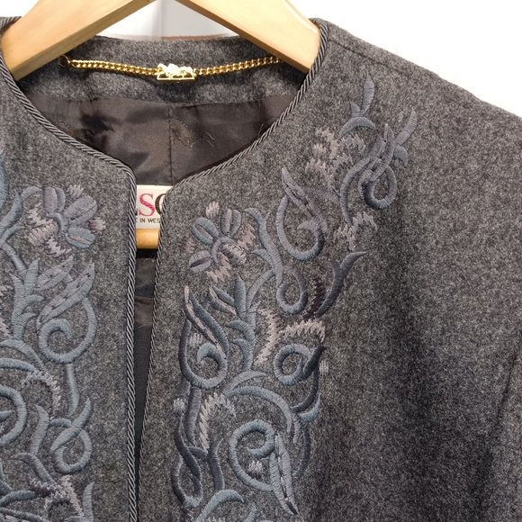 Escada Gray Wool Flannel Jacket w/ Embroidery Detail Open Front Size 8 / 38 - Picture 3 of 15